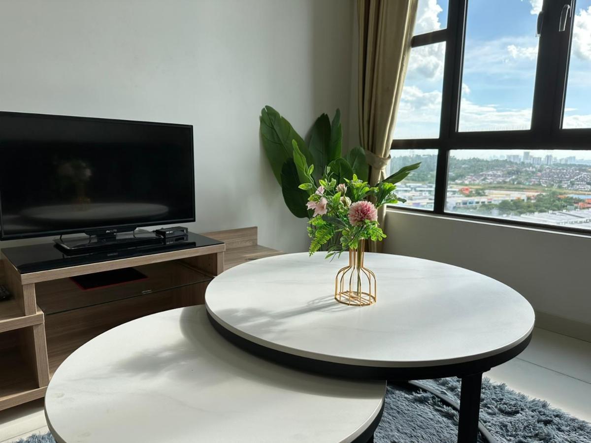2bedroom 6pax 5mins To Midvalley 10mins To Ciq