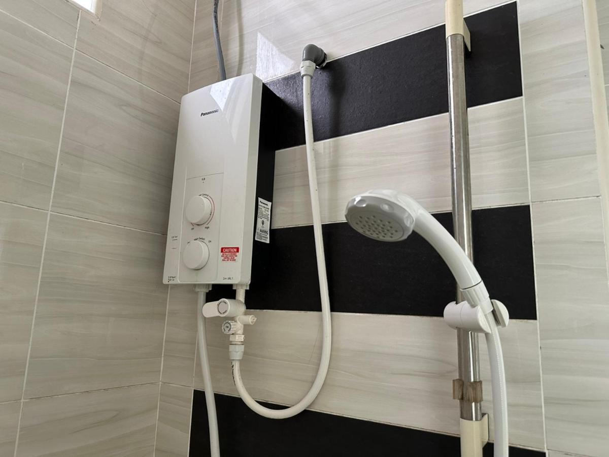 Pangsapuri 2bedroom 6pax 5mins To Midvalley 10mins To Ciq Johor Bahru